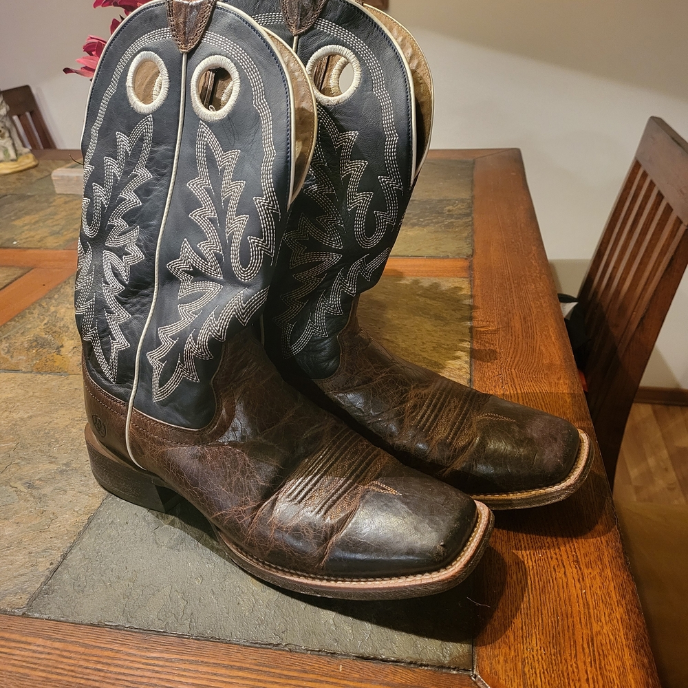 Ariat Dark Brown and Black Western Boots